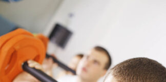 Margar lotur auka styrk, en fáar lotur auka kraft