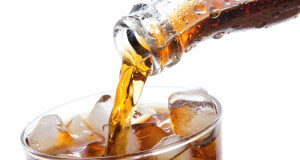 Sykurlausir gosdrykkir stuðla að ofáti