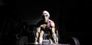 Gömlu góðu kraftlyftingaæfingarnar eru bestar til að byggja upp styrk