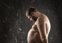 Feitir fara yfir strikið