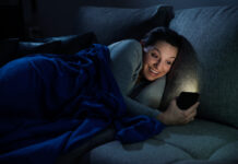 Fleiri bakteríur á símum en salernum