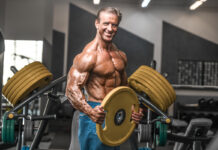 Miðaldra og aldraðir í ræktinni – hvenær er ráð að hætta?