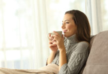 Kyrrsetuvinna og sófaslökun á kvöldin er hættulegri en fallhlífastökk